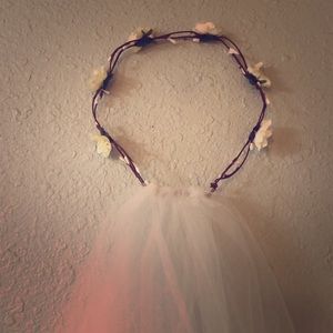 Flower Crown w/ Veil